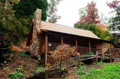 Locker's Lodge 1 bedroom cabin in Pigeon Forge