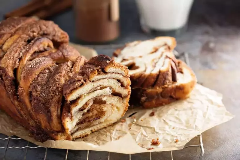 dollywood cinnamon bread