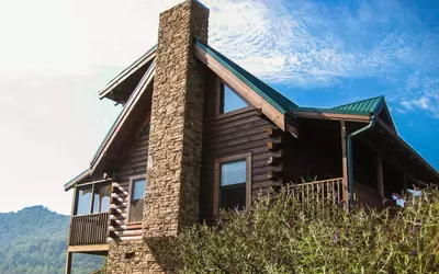 A wonderful log cabin in Pigeon Forge Tennessee.