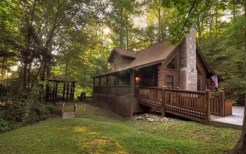 eagles ridge cabin 1