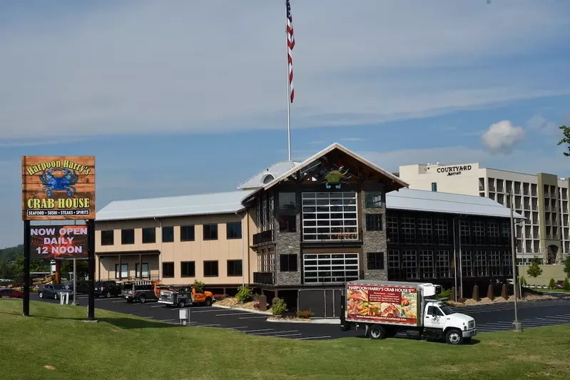 Harpoon Harry's Crab House in Pigeon Forge