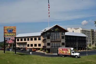 Harpoon Harry's Crab House in Pigeon Forge