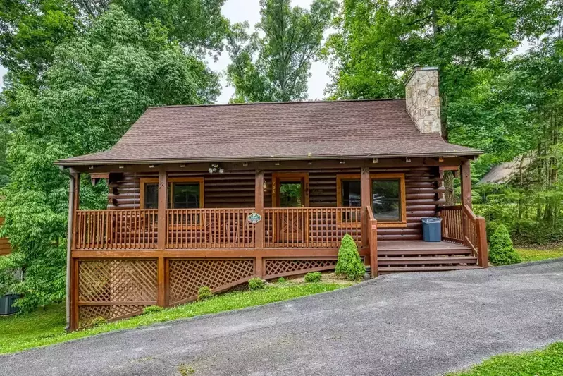 Lil' Bit of Heaven 1 bedroom cabin in Pigeon Forge