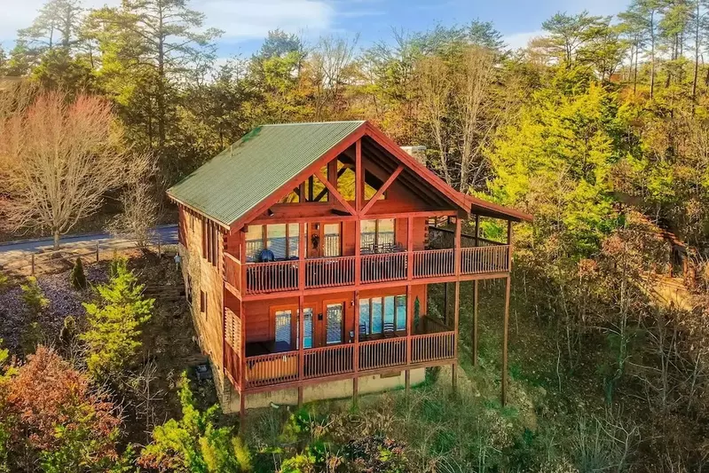 eagles on high is a popular pigeon forge cabin